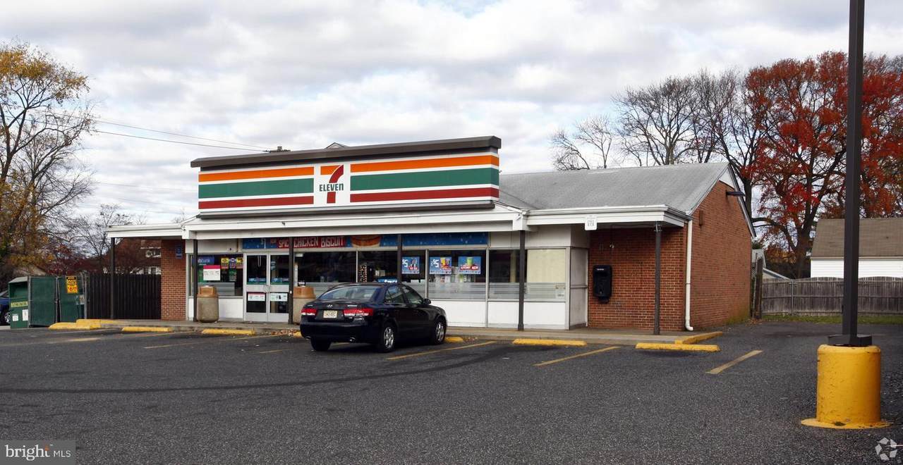 521 Kings Highway - Photo 1
