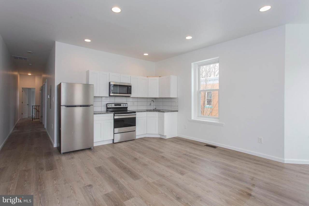 60 Manheim Street - Photo 1