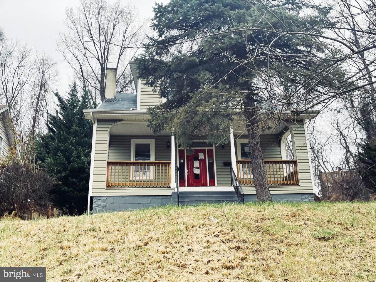 4404 Wakefield Road - Photo 1