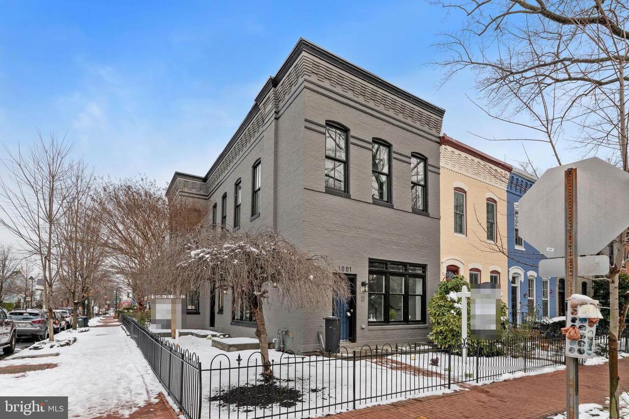 1001 C Street - Photo 1