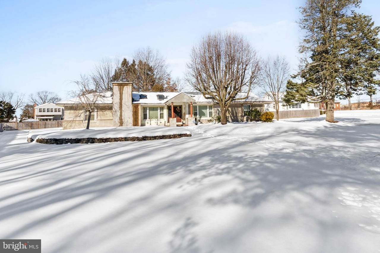 401 Woodlynne Avenue - Photo 1