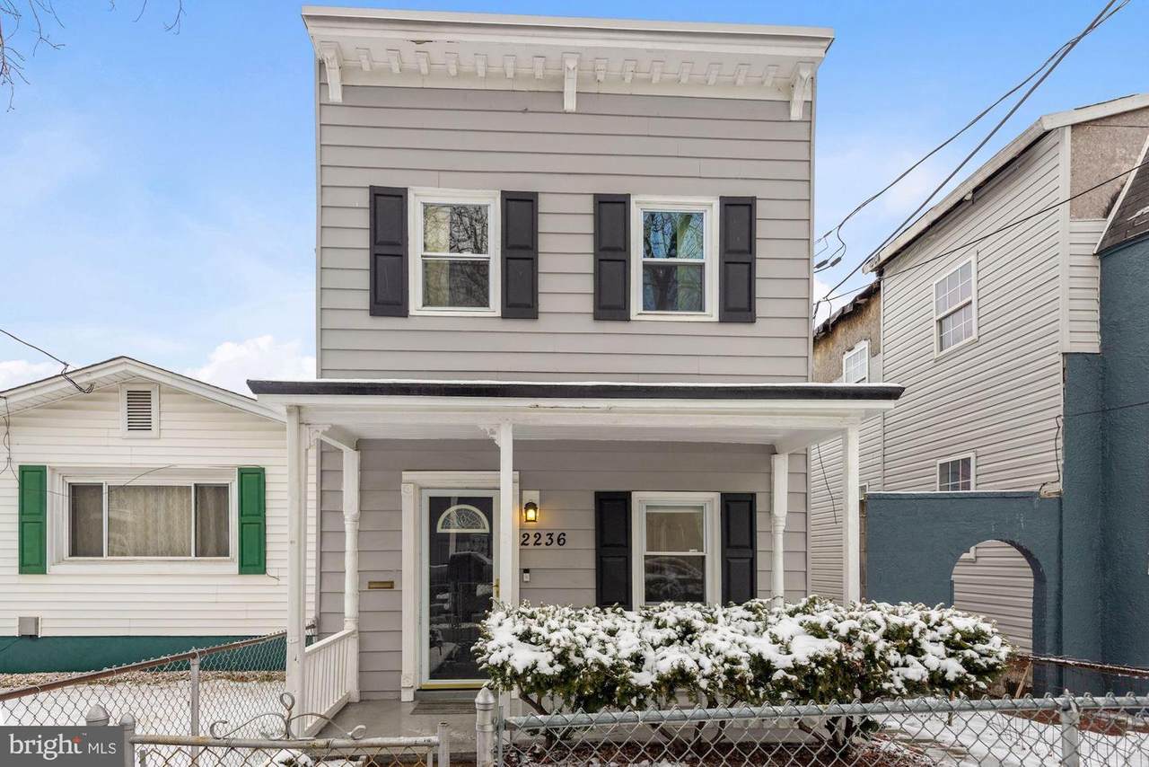 2236 Nicholson Street - Photo 1