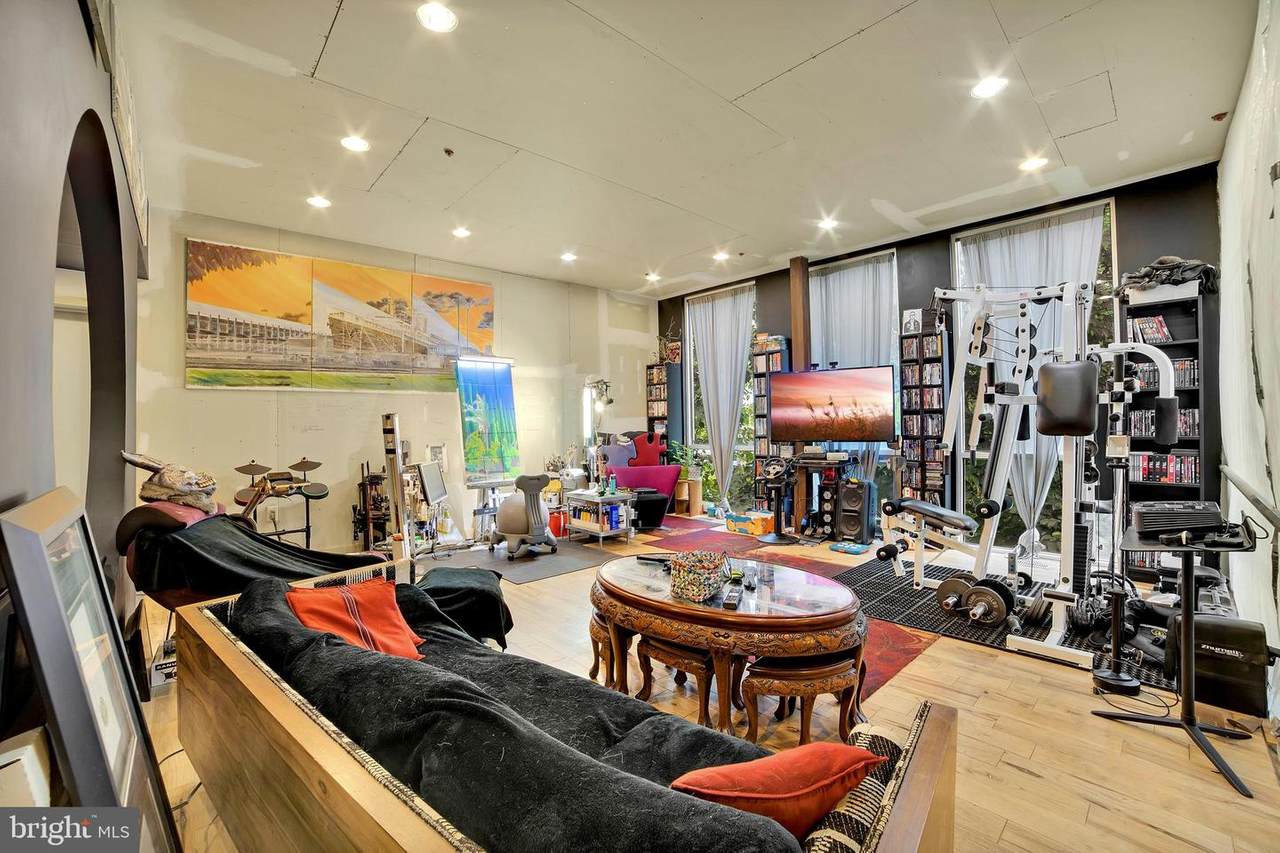 111 Earp Street - Photo 1