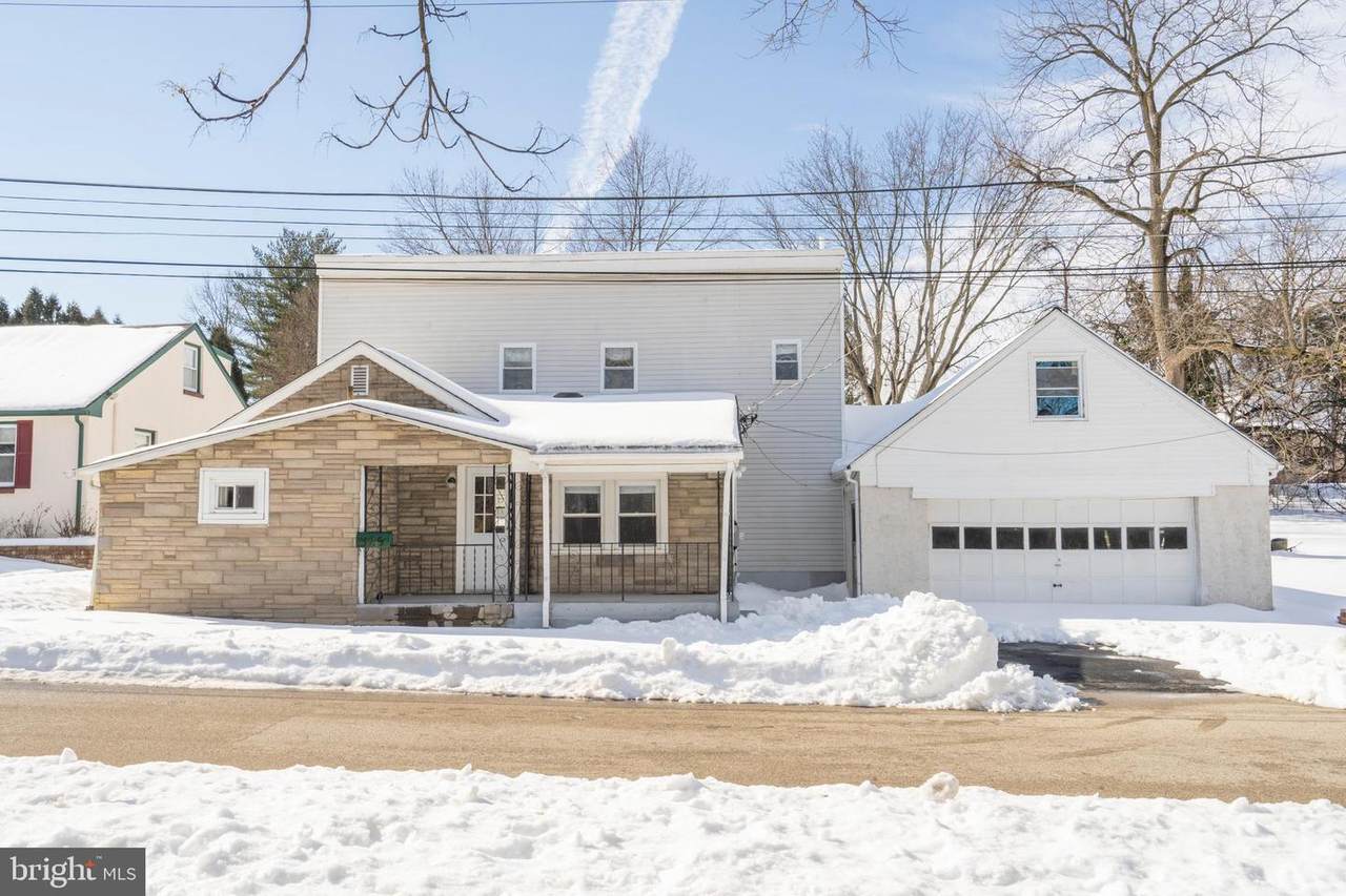 329 Hillcrest Avenue - Photo 1
