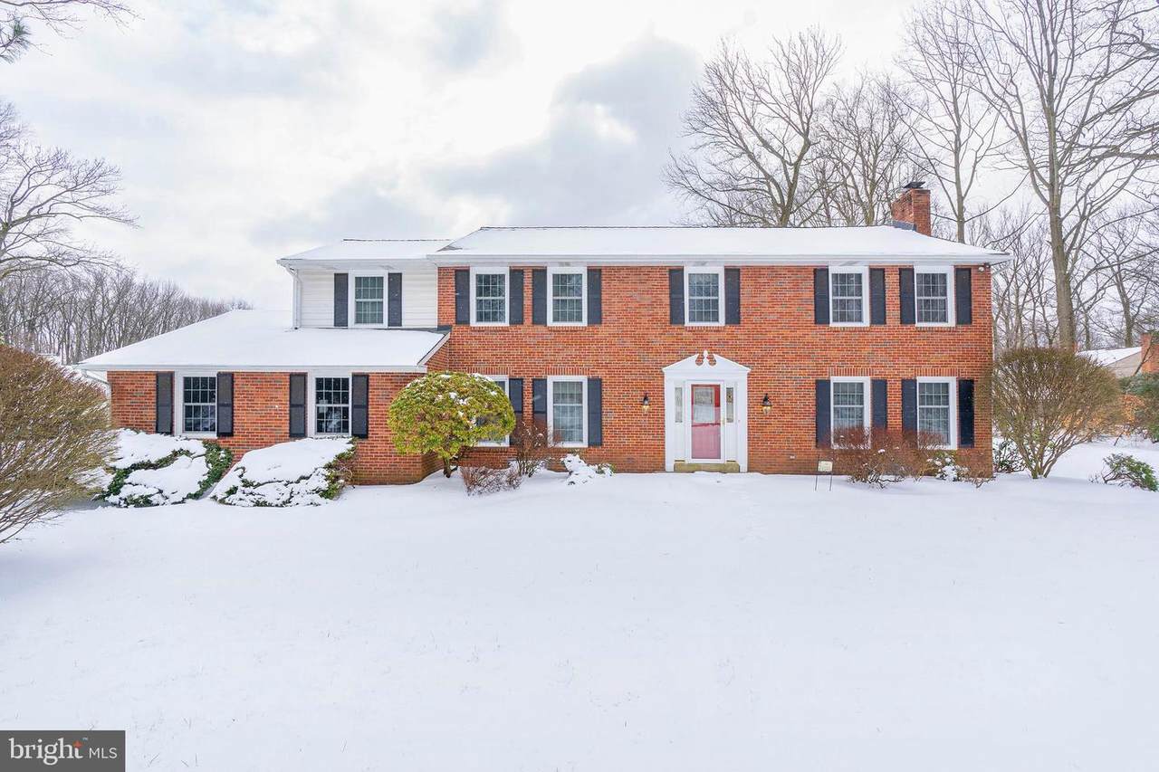 1011 Weldin Circle - Photo 1