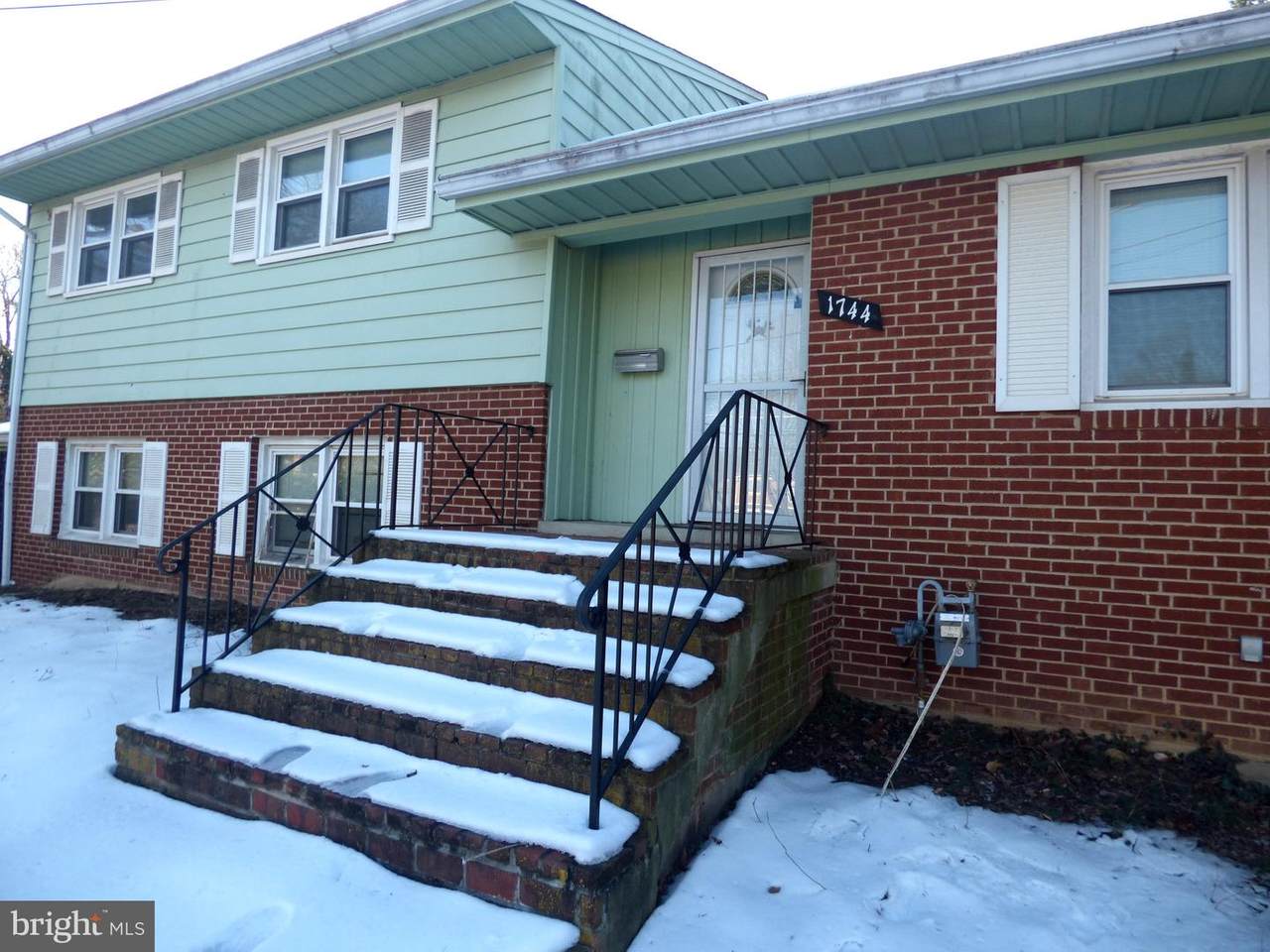 1744 Great Falls Street - Photo 1
