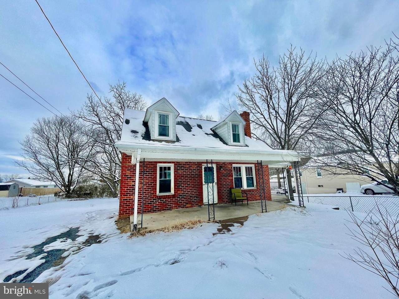 1432 John Marshall - Photo 1