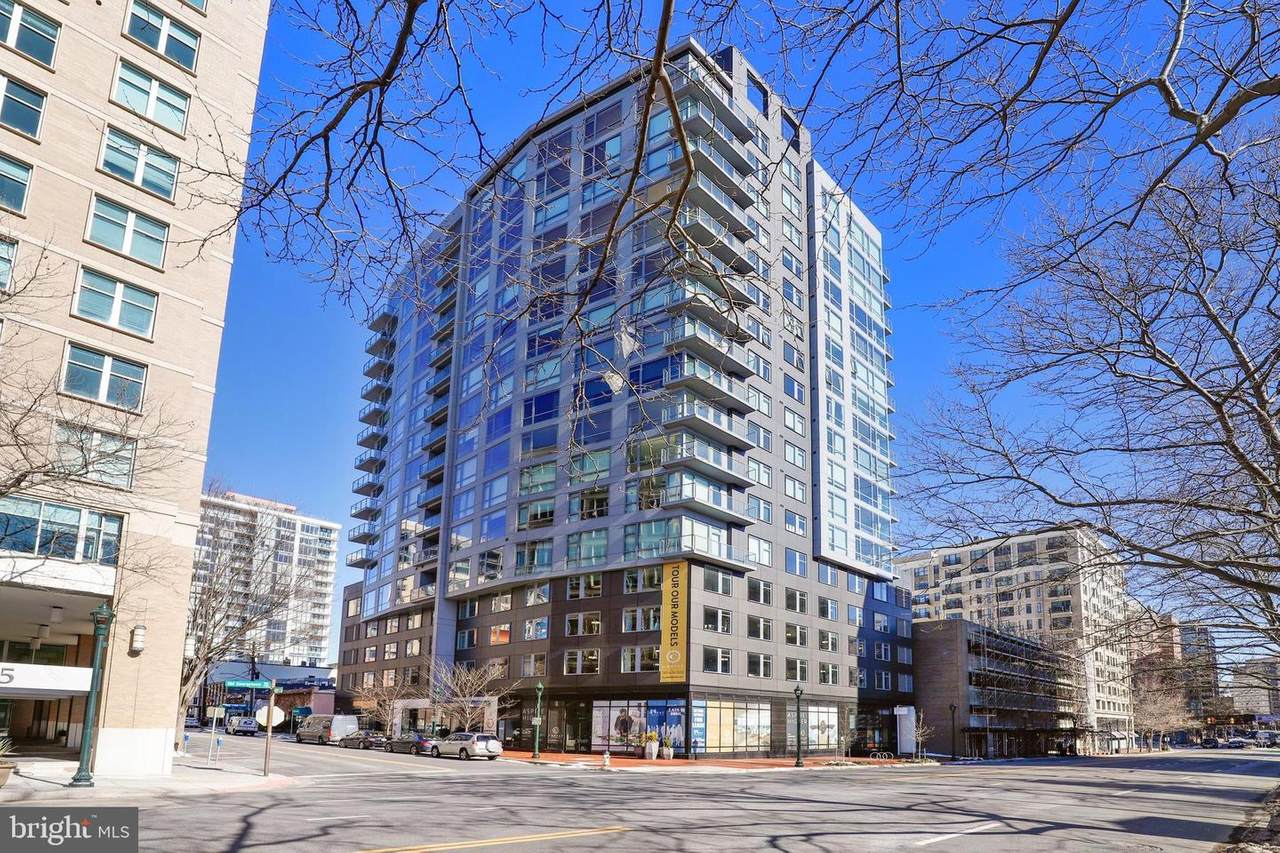 4960 Fairmont Avenue - Photo 1