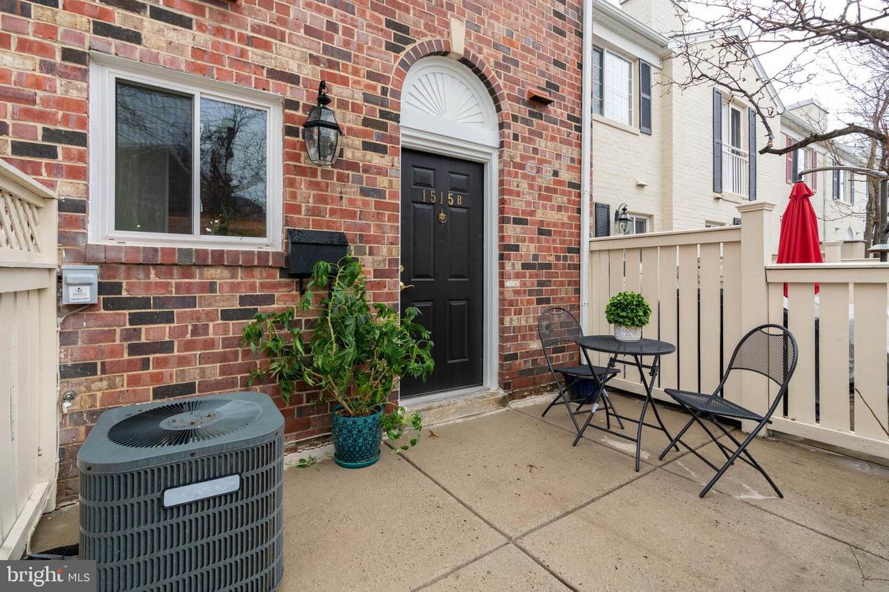 1515 Van Dorn Street - Photo 1