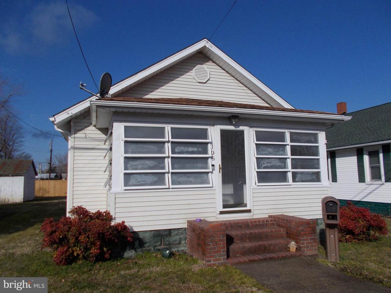 105 Dorchester Avenue - Photo 1