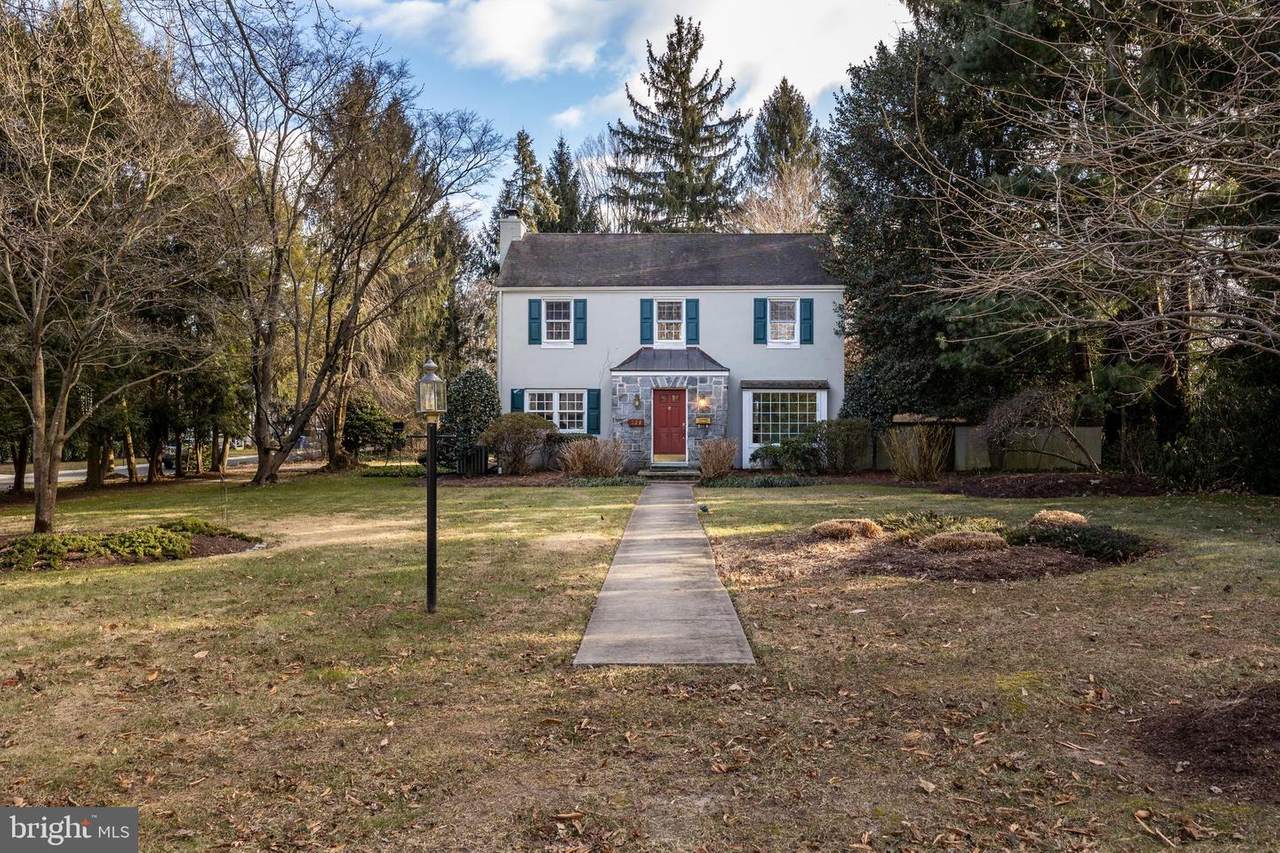 322 Central Avenue - Photo 1