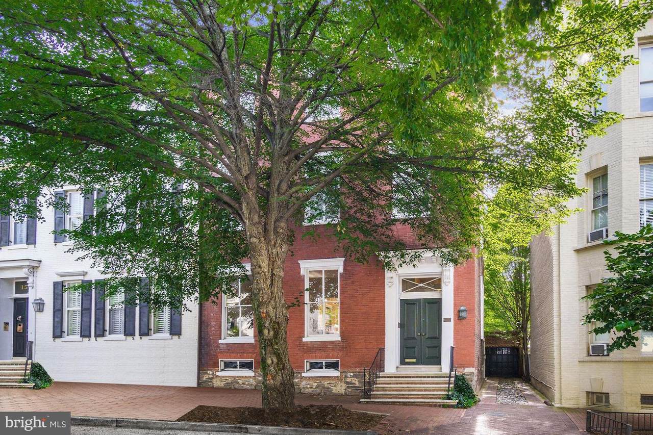 1511 30TH Street - Photo 1