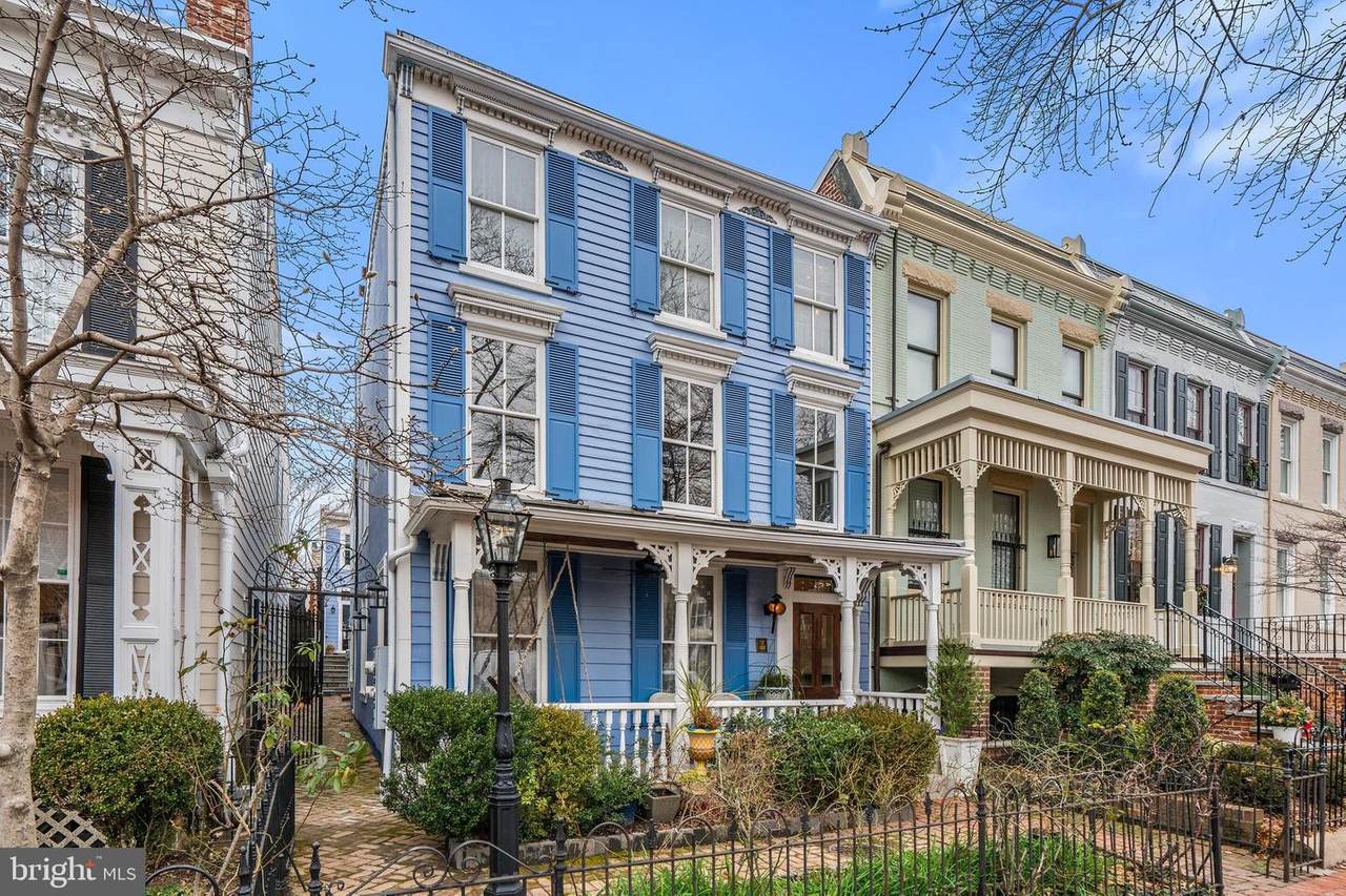 515 7TH Street - Photo 1