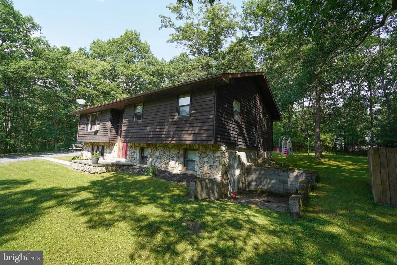 202 Deerfield Drive - Photo 1