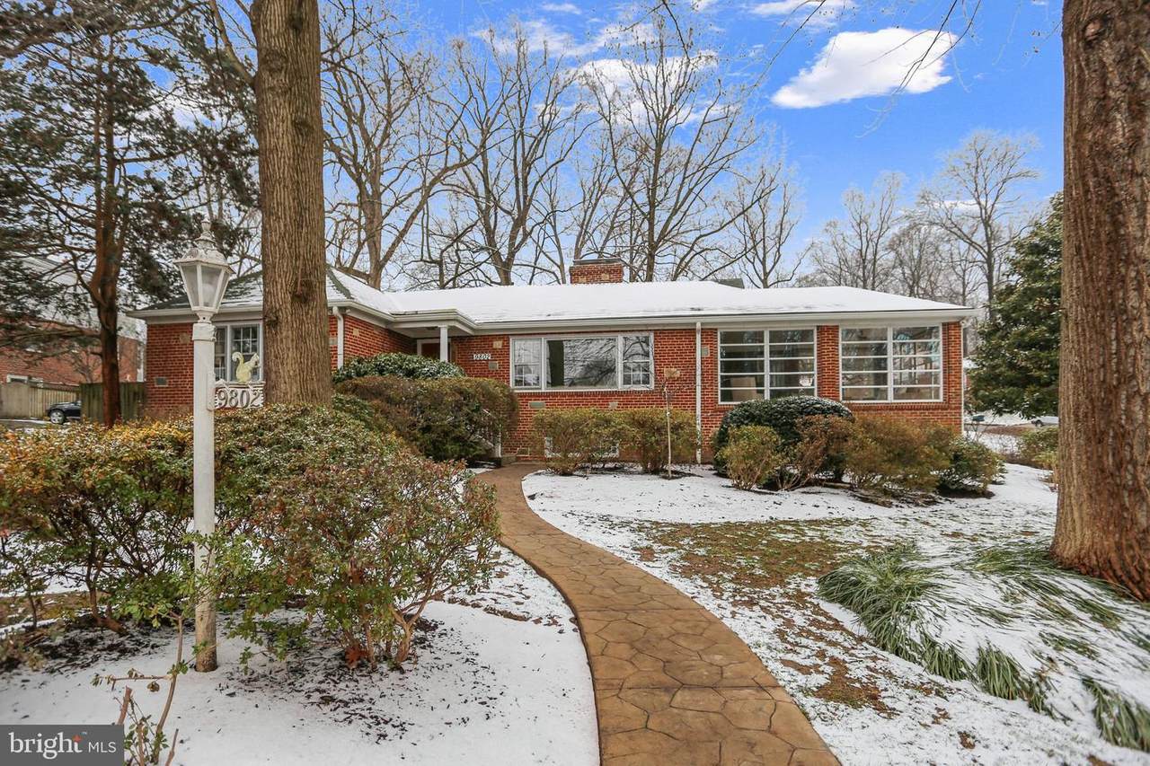 9802 Dameron Drive - Photo 1