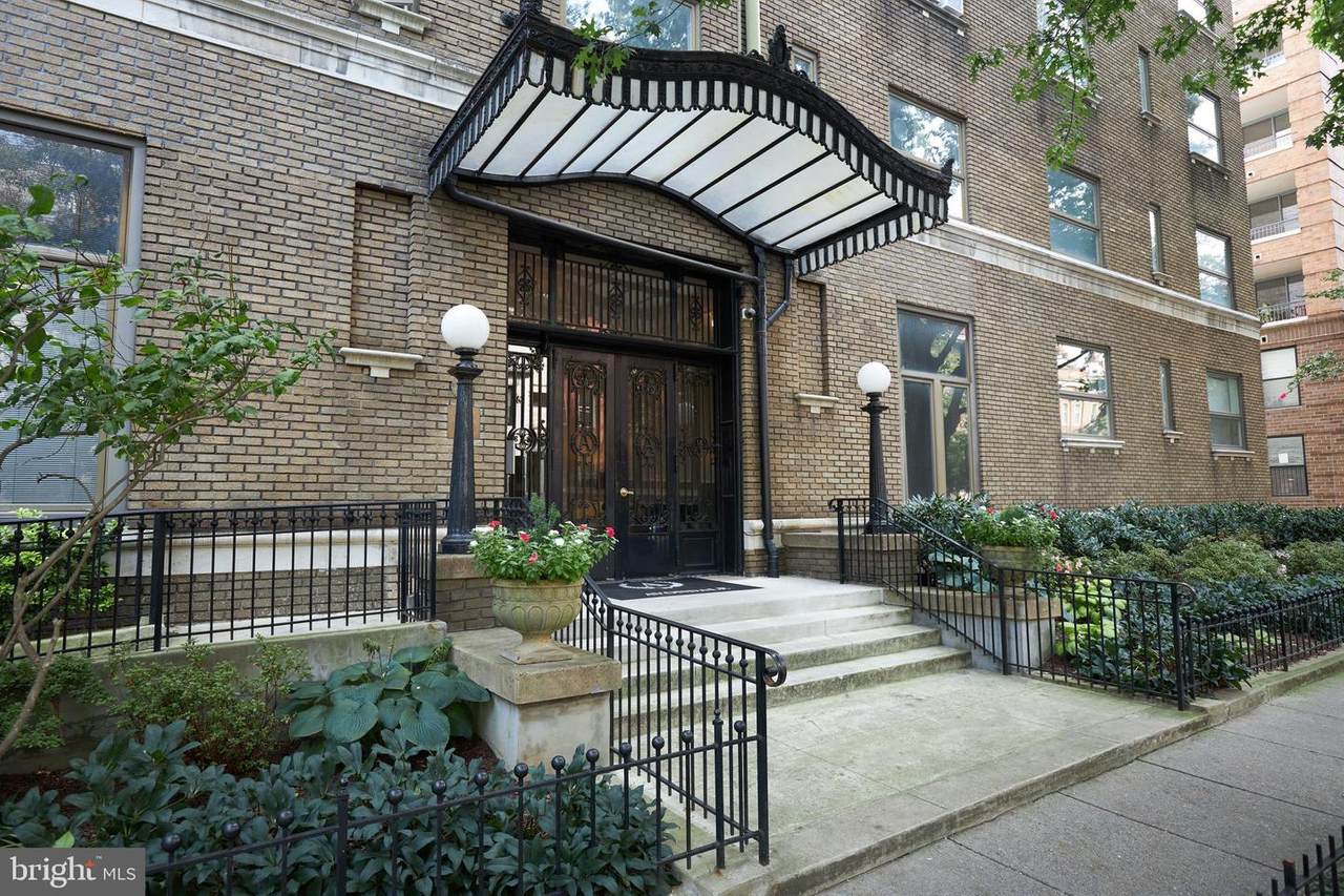 1734 P Street - Photo 1