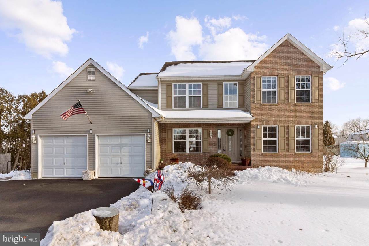545 Oak Park Road - Photo 1