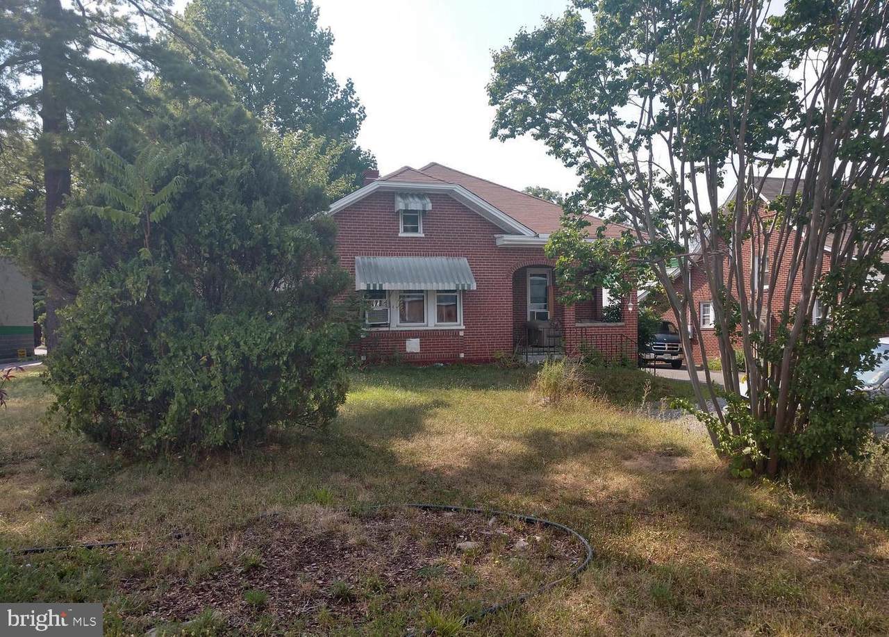 2417 Valley Avenue - Photo 1