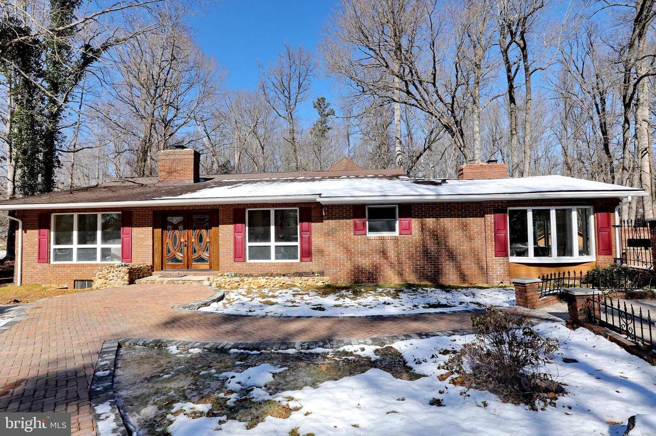 7170 Hawthorne Road - Photo 1