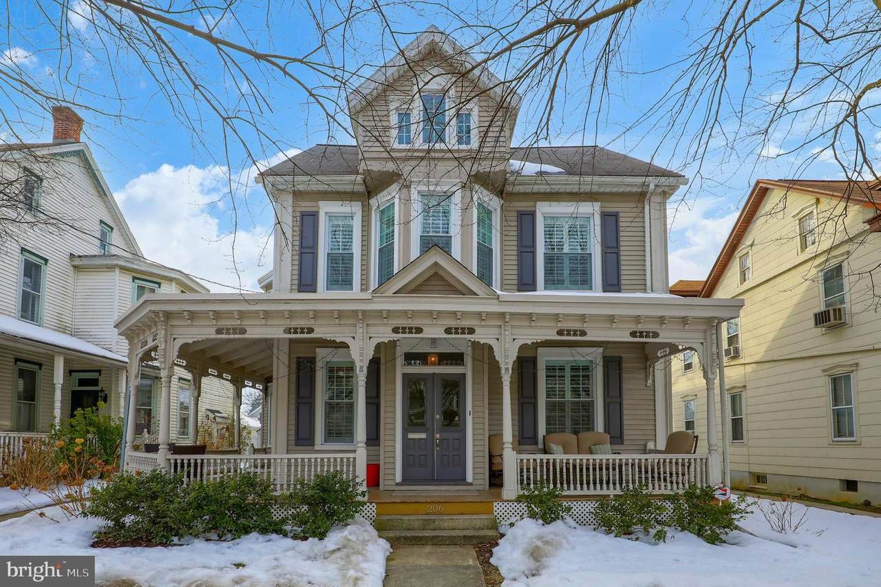 206 Broad Street - Photo 1