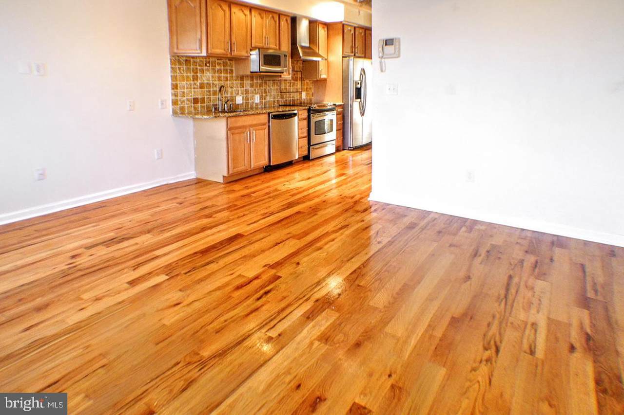 706 5TH Street - Photo 1