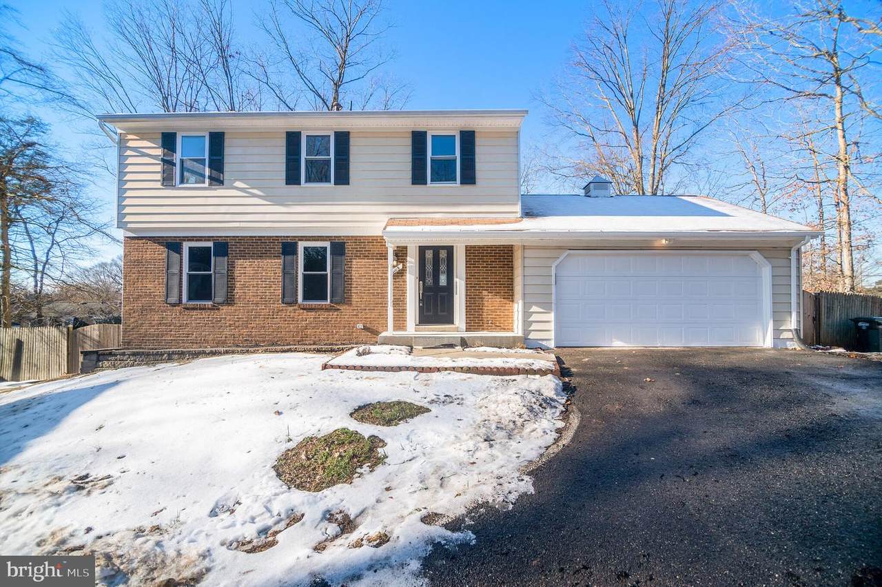 6113 Redwood Lane - Photo 1