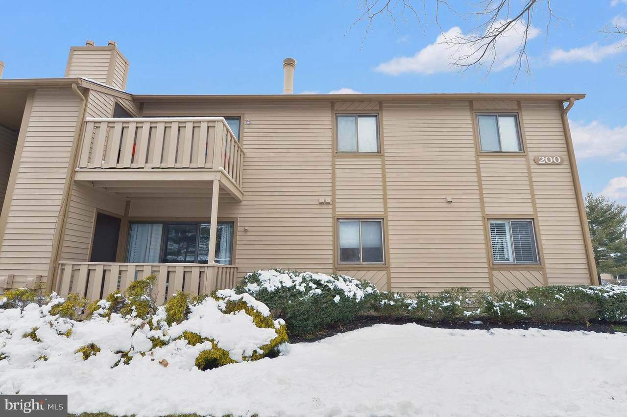 201 Woodhollow Drive - Photo 1