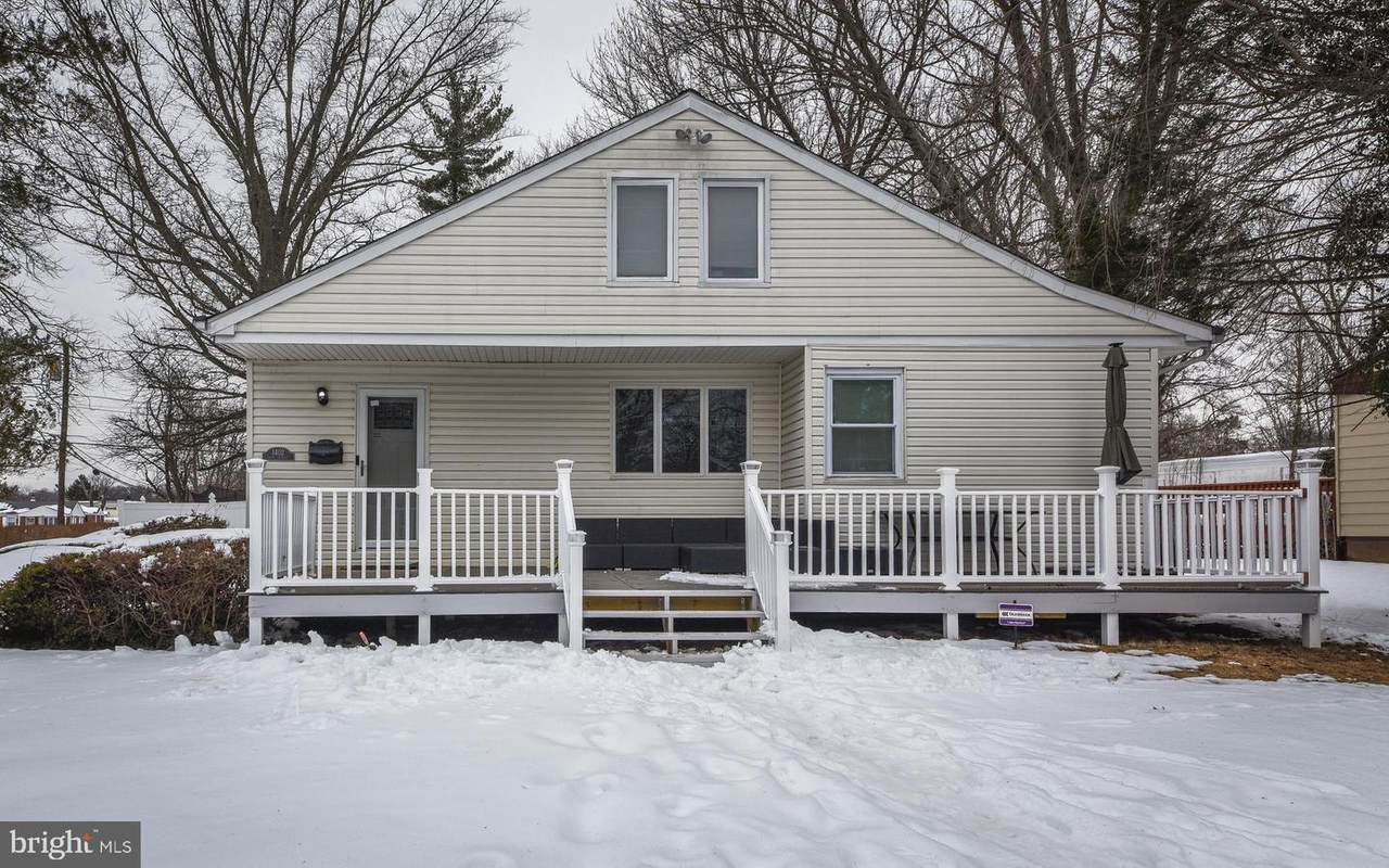 1402 High Avenue - Photo 1