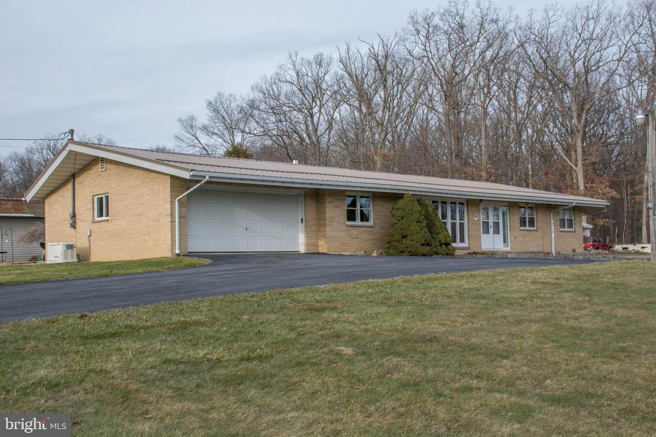 38 Fibwee Lane - Photo 1