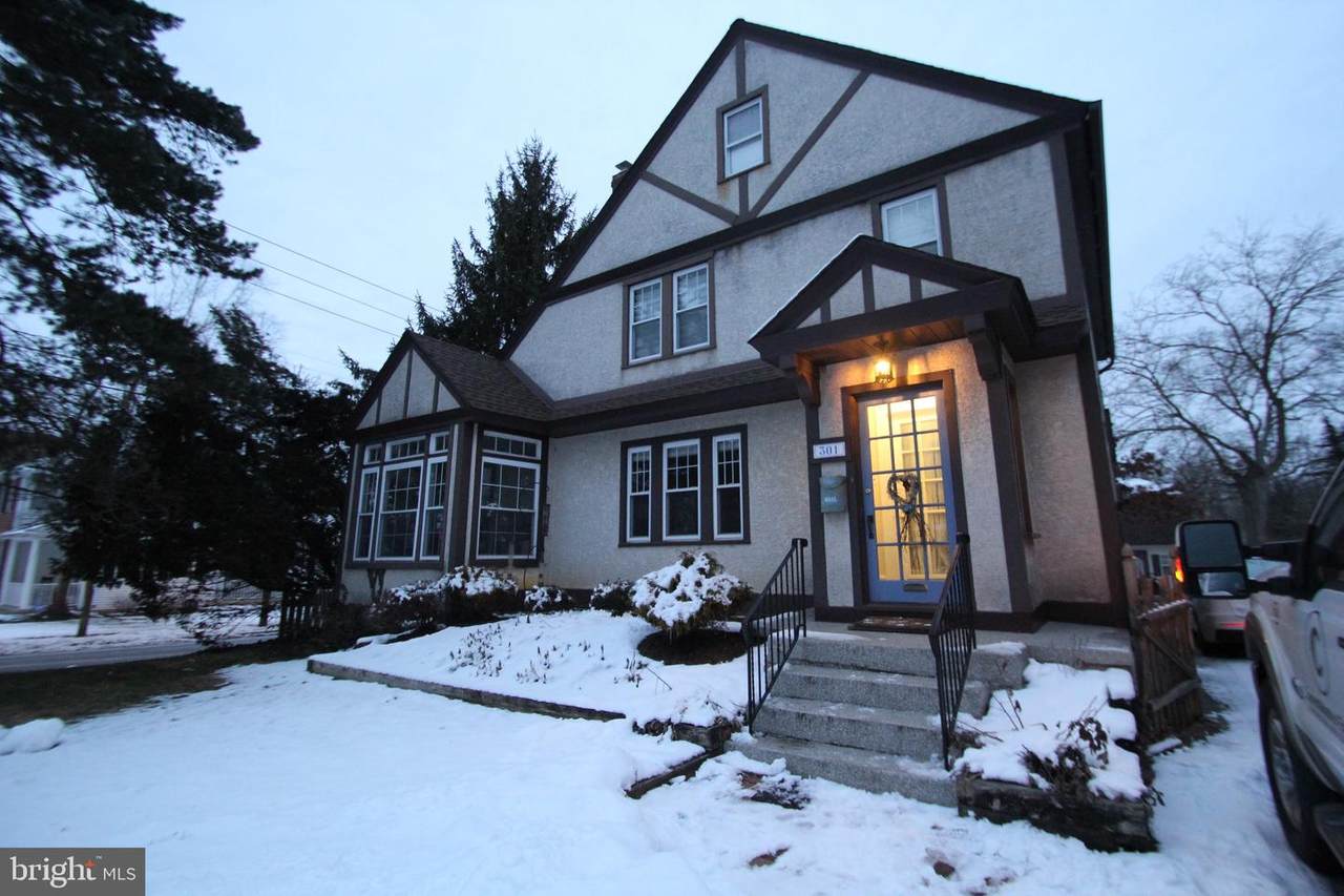 301 Highland Terrace - Photo 1