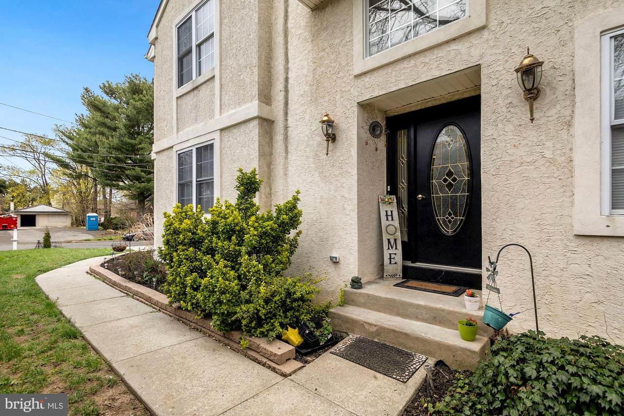 7 Miami Avenue - Photo 1