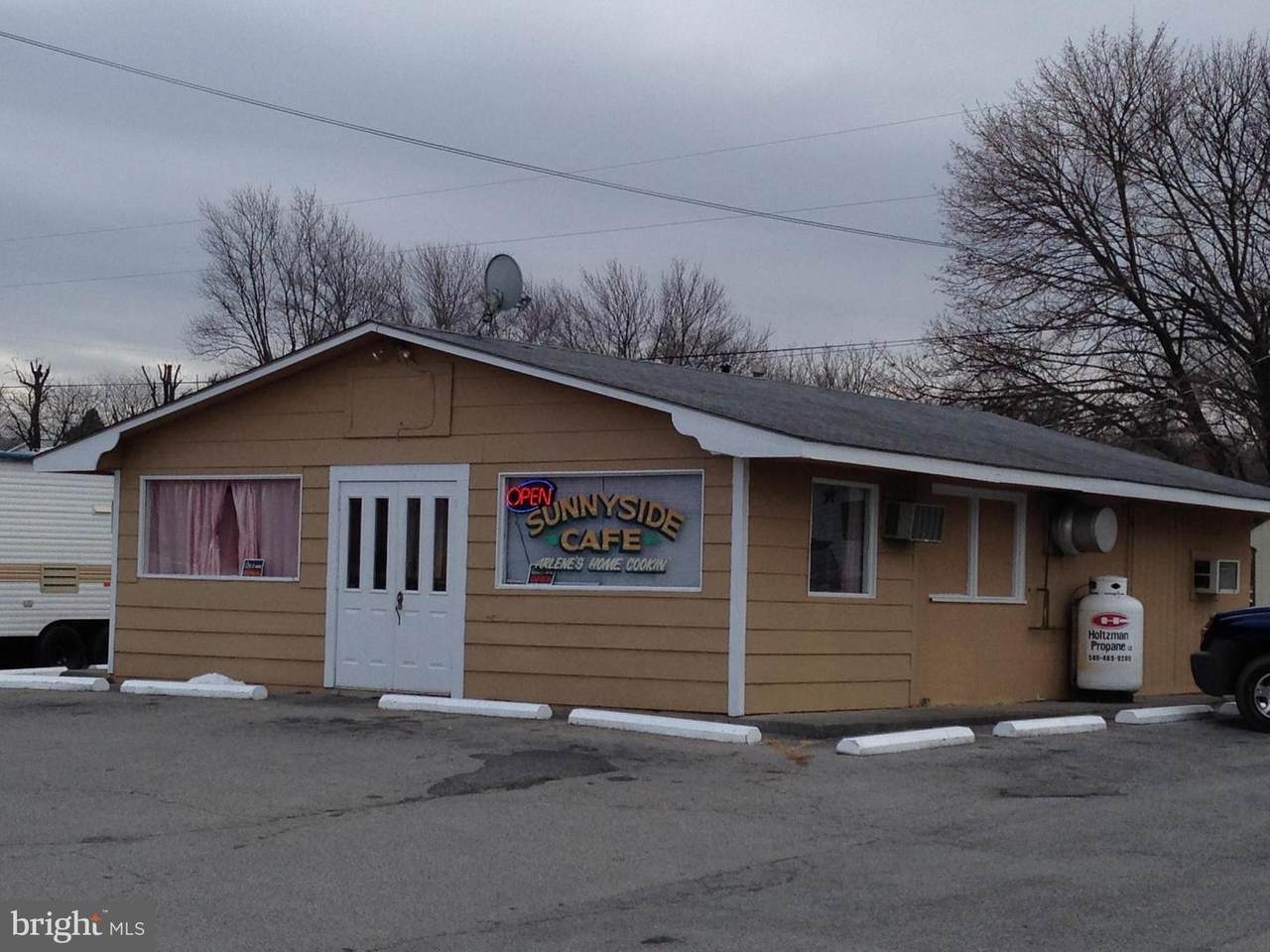 1317 Frederick - Photo 1