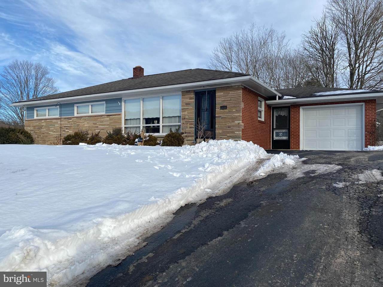 2088 Hyndman Road - Photo 1
