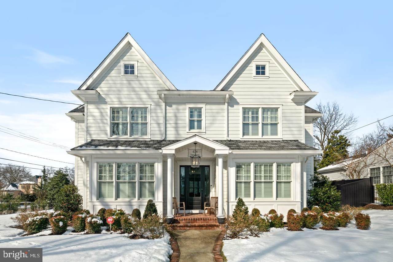 674 Pomona Avenue - Photo 1