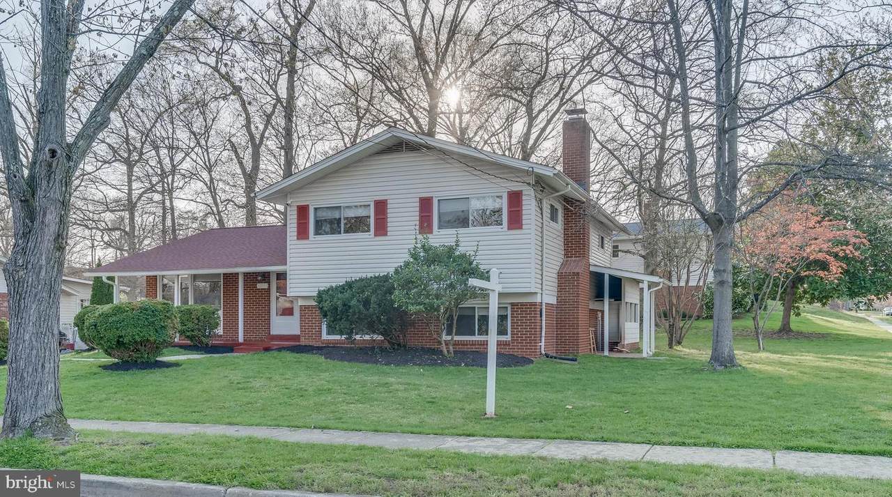 7014 Dolphin Road - Photo 1