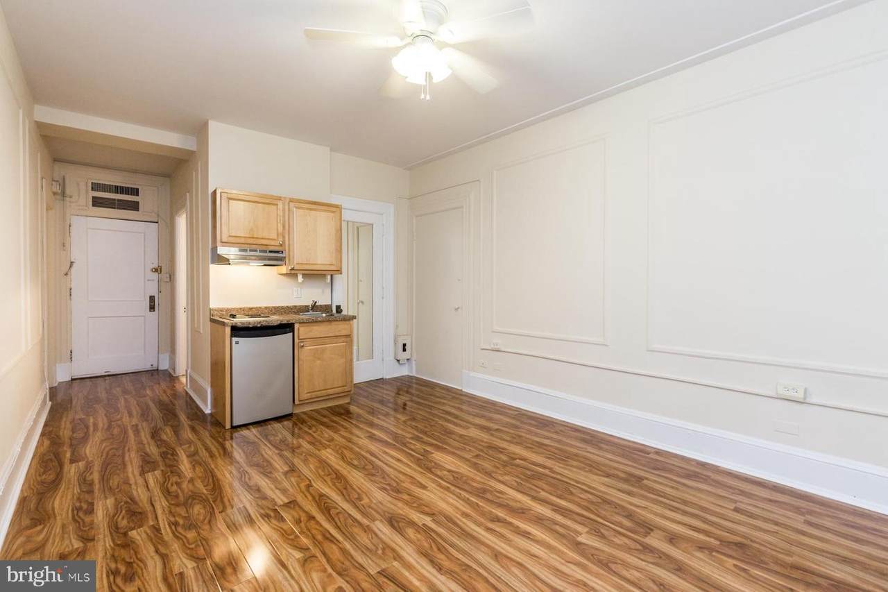 1324 Locust Street - Photo 1