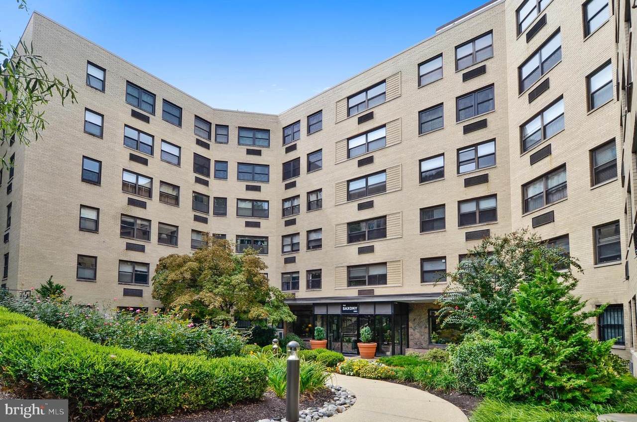 1801 Clydesdale Place - Photo 1
