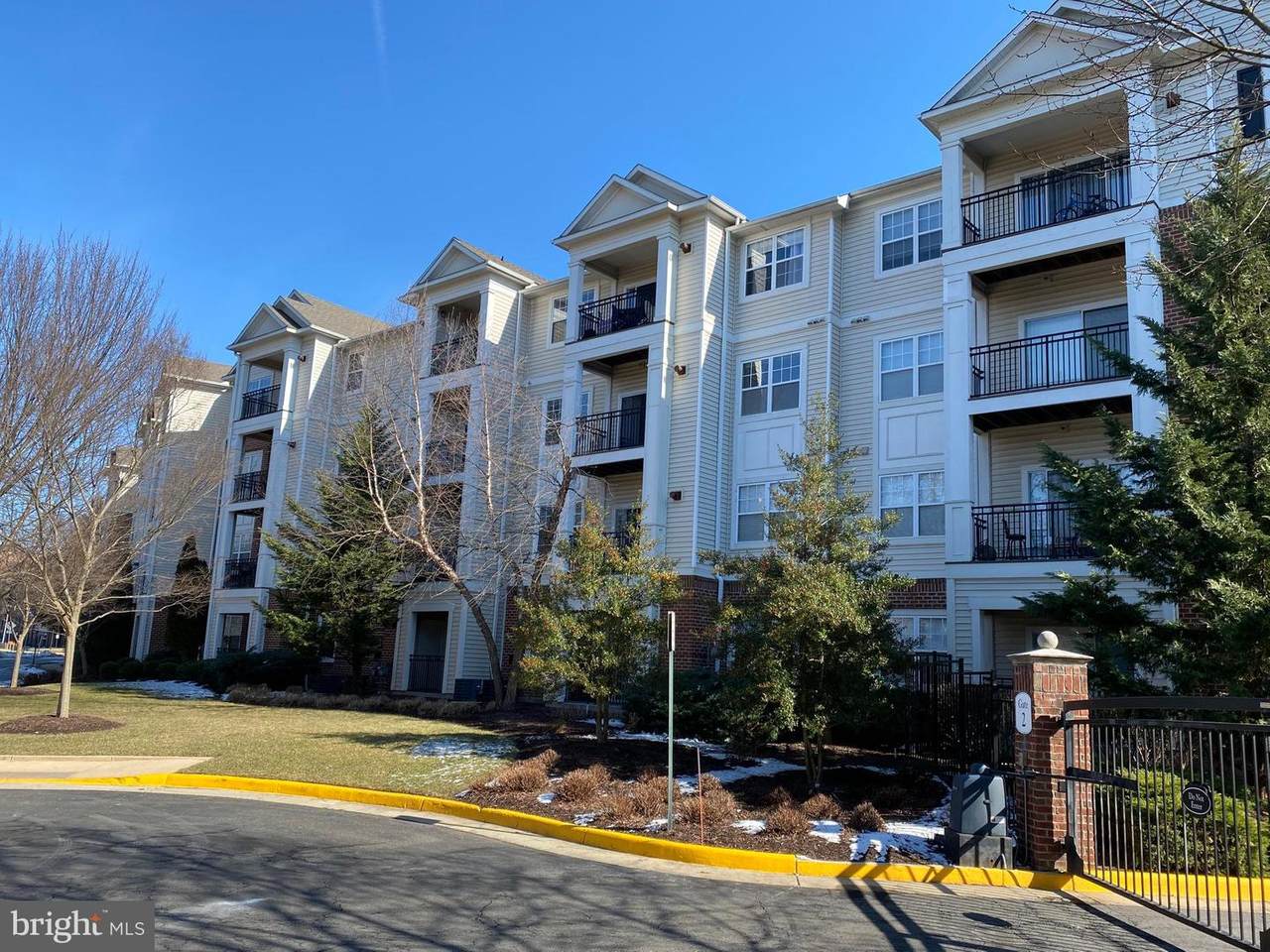 12953 Centre Park Circle - Photo 1