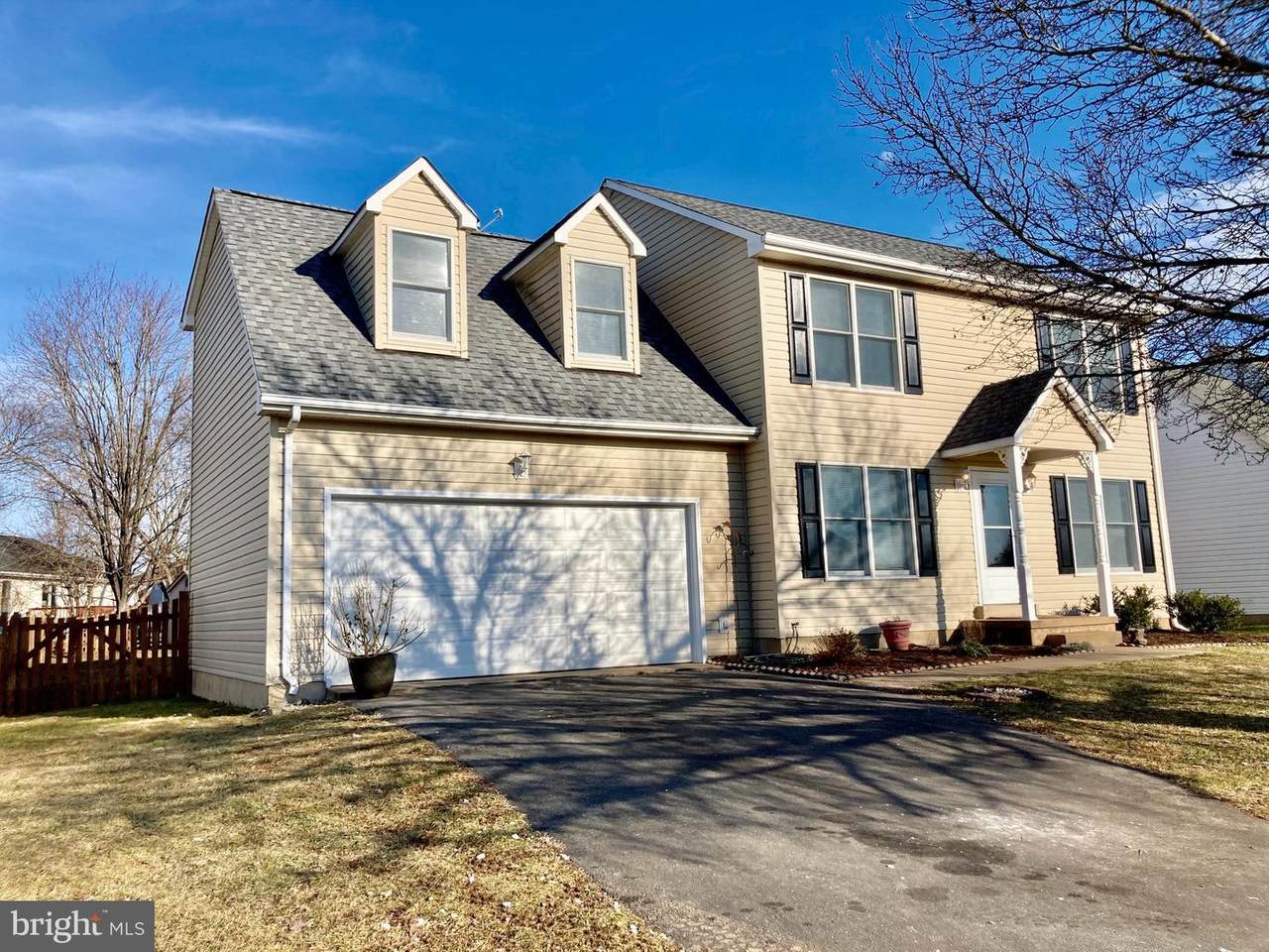 11295 Meadfield Drive - Photo 1