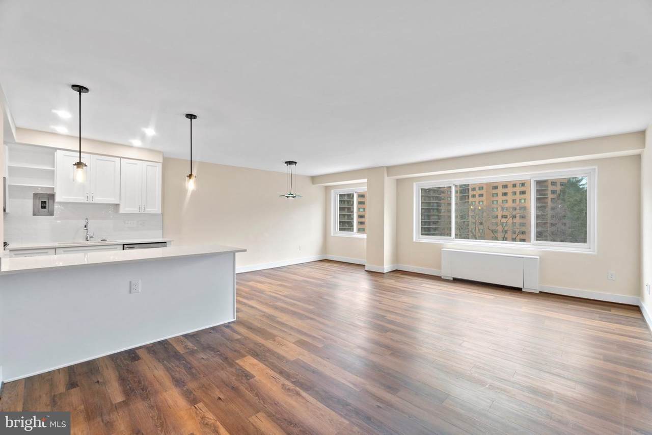 4201 Cathedral Avenue - Photo 1