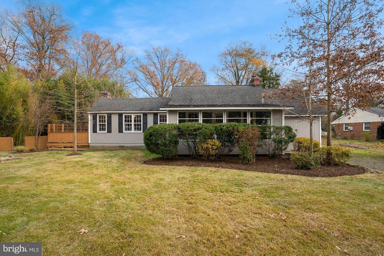 8811 Badger Drive - Photo 1