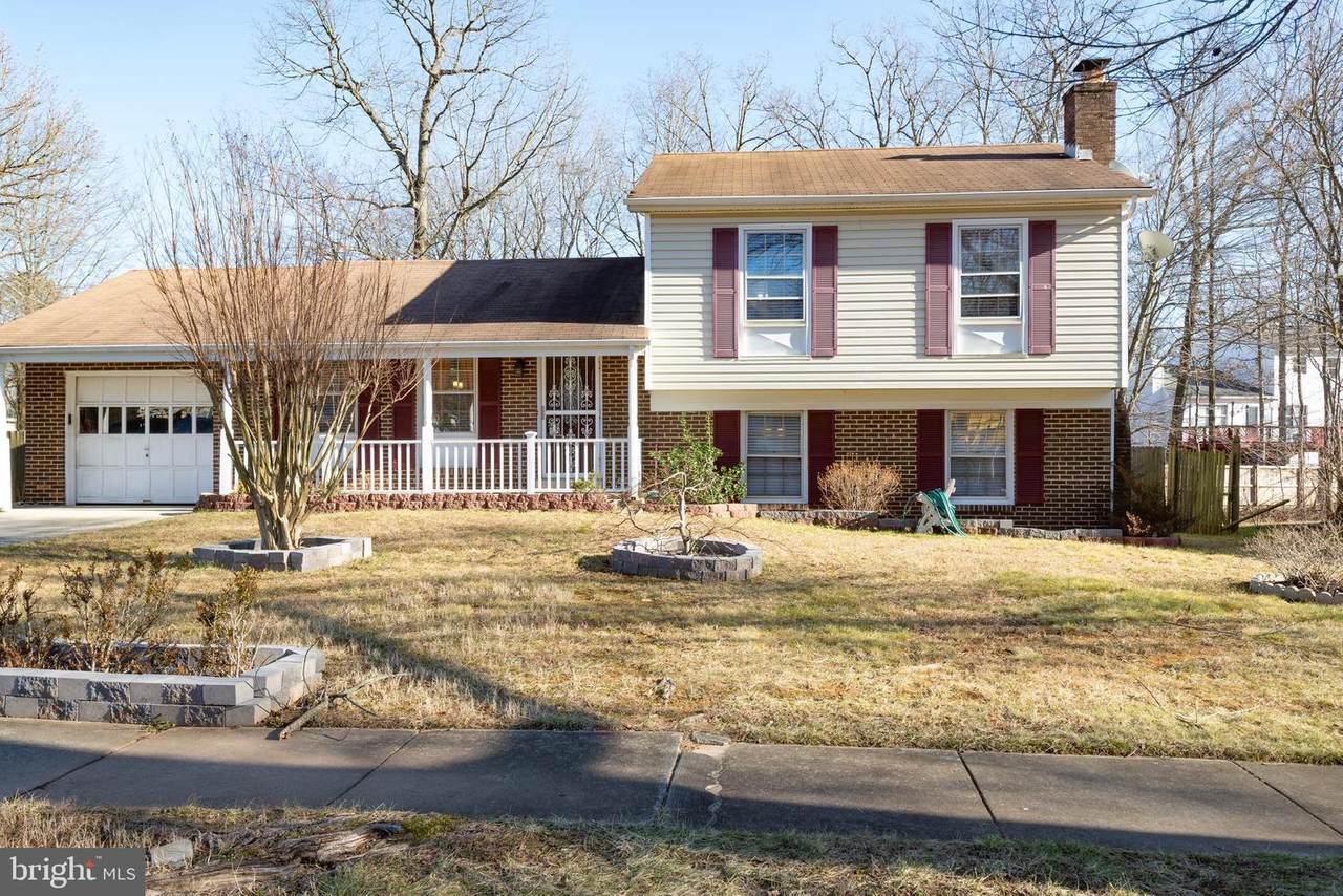 5609 Linwood Court - Photo 1