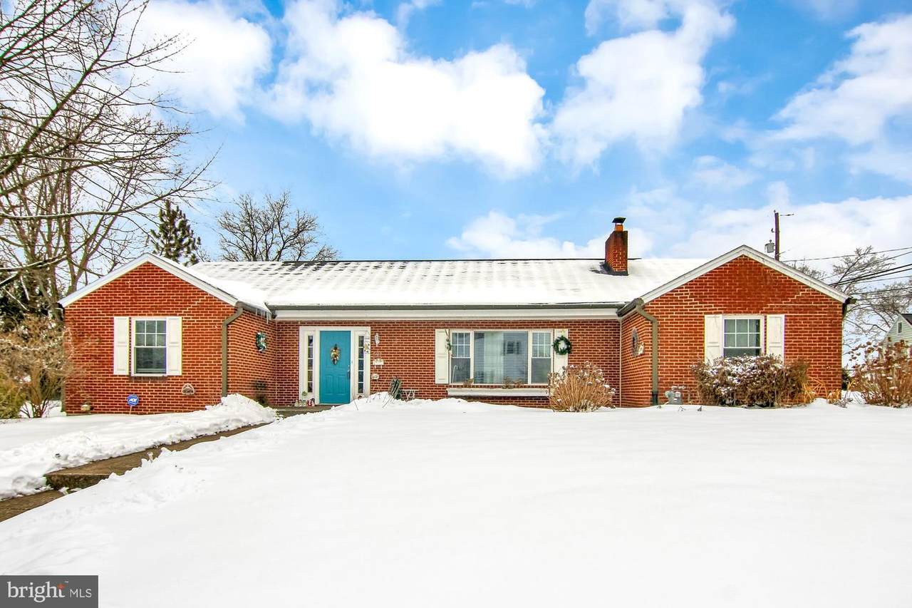 501 Waverly Road - Photo 1