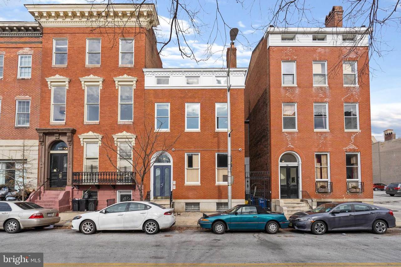 216 Monument Street - Photo 1