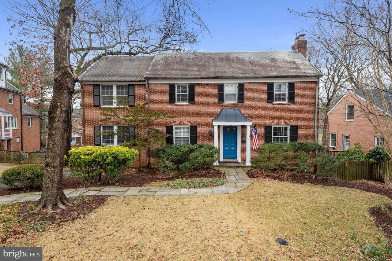 9302 Parkhill Drive - Photo 1
