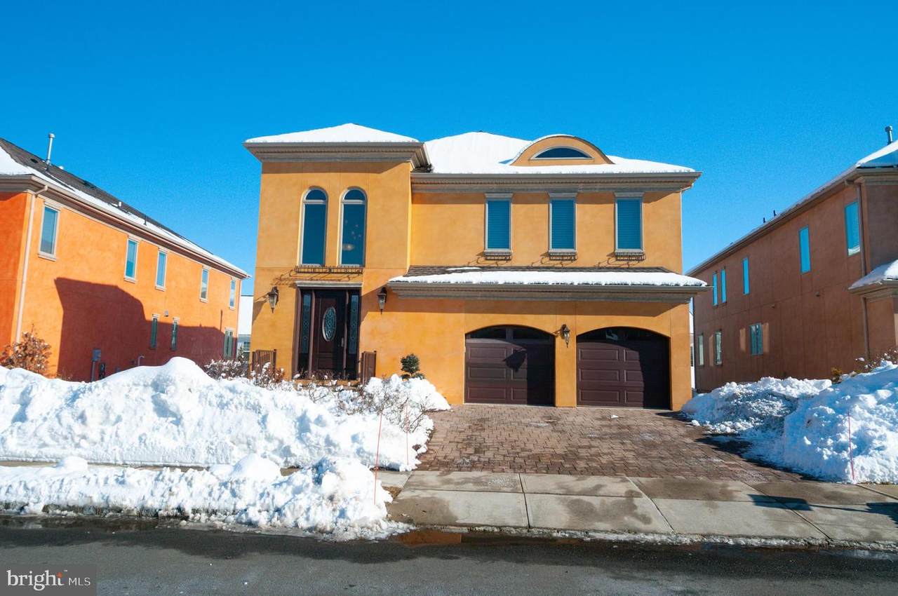87 Davinci Drive - Photo 1