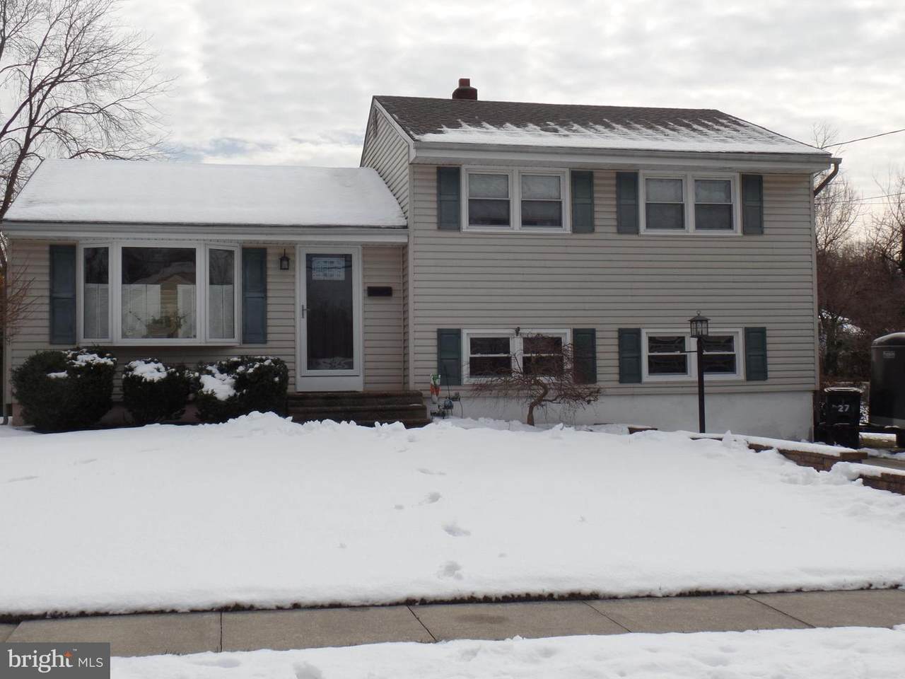 27 Cedarcroft Road - Photo 1