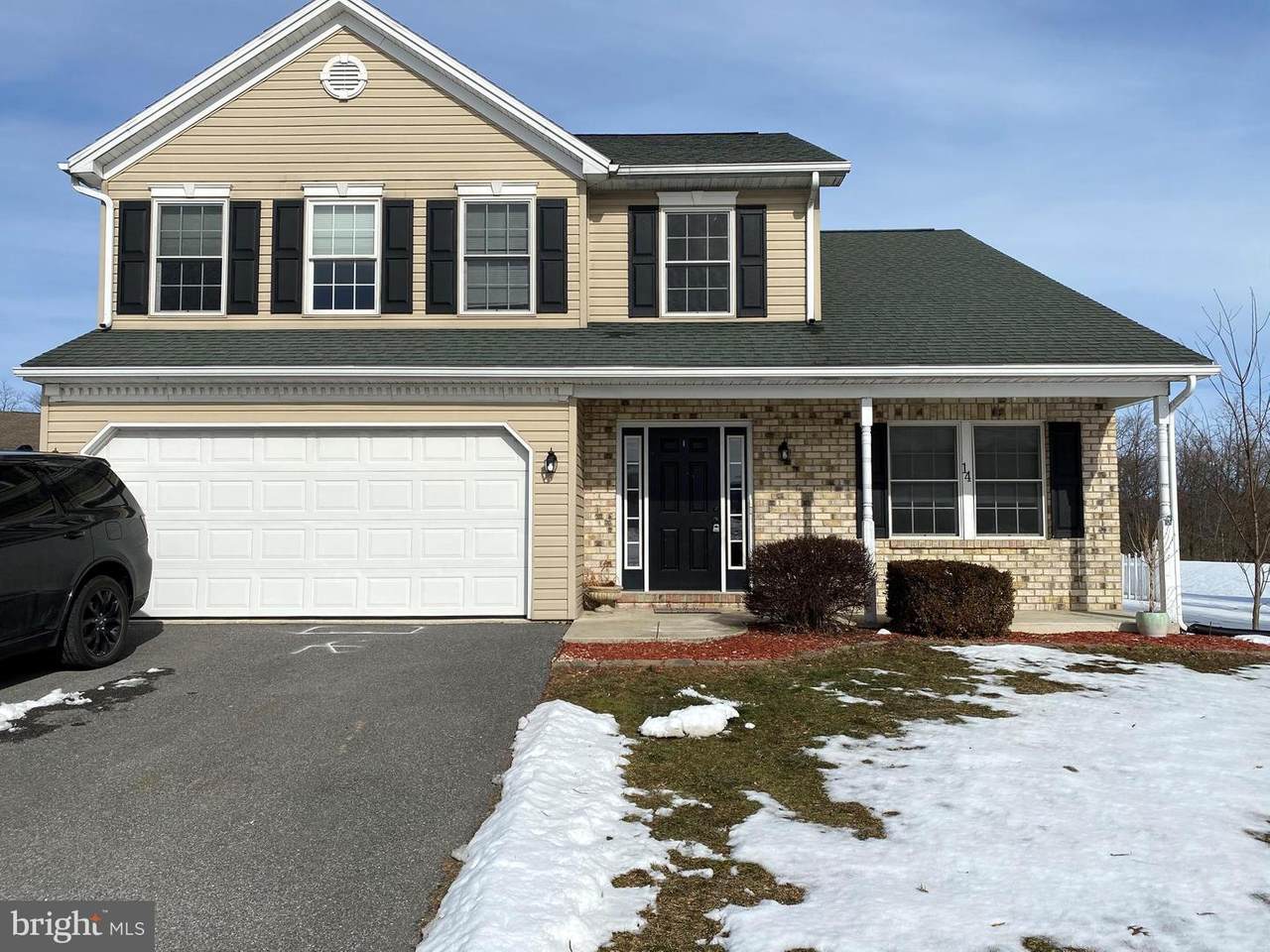 14 Colton Drive - Photo 1