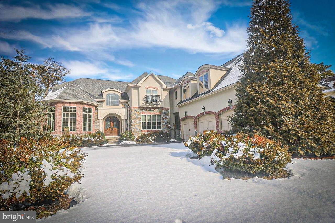 10 Forrest Hills Drive - Photo 1