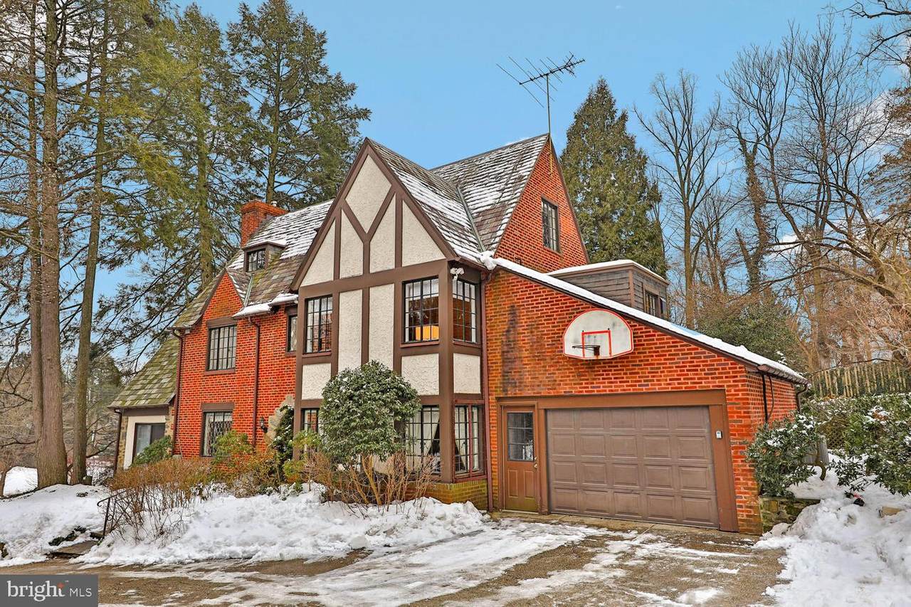 3423 Warden Drive - Photo 1